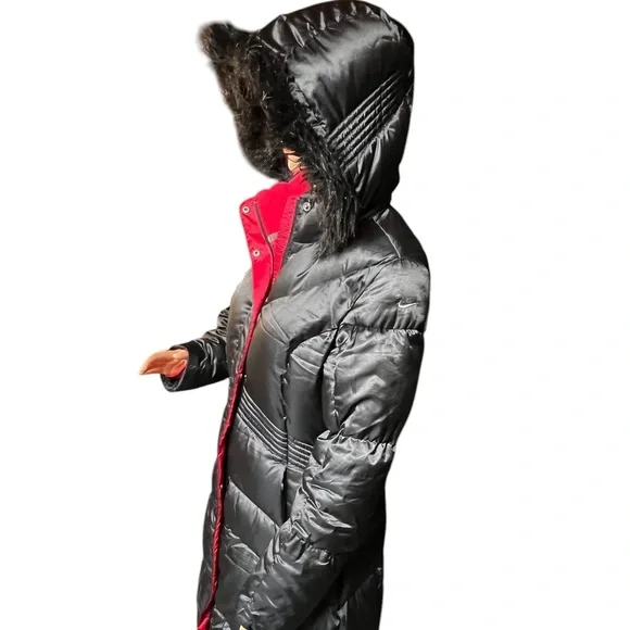 Nike Y2K Duck Down Black & Red Faux Fur Hooded Puffer Long Coat ~ Size M - Picture 6 of 9